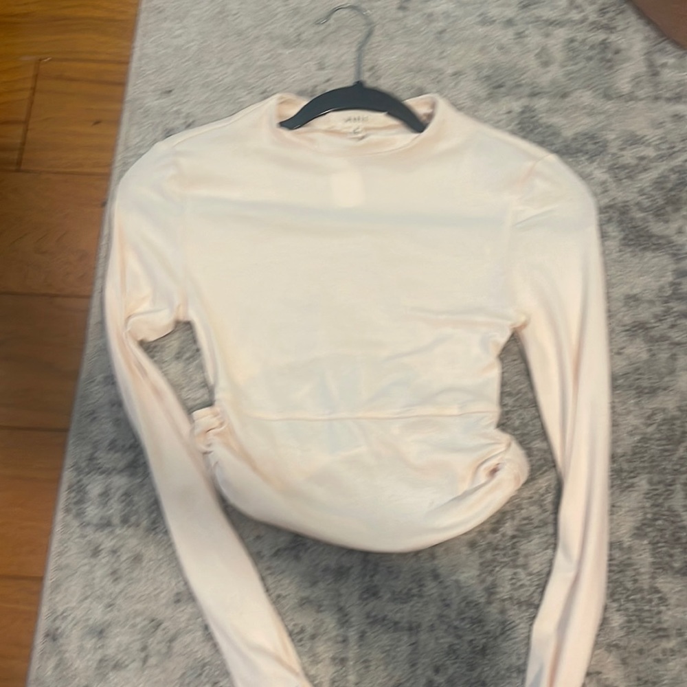 Cropped long sleeve shirt